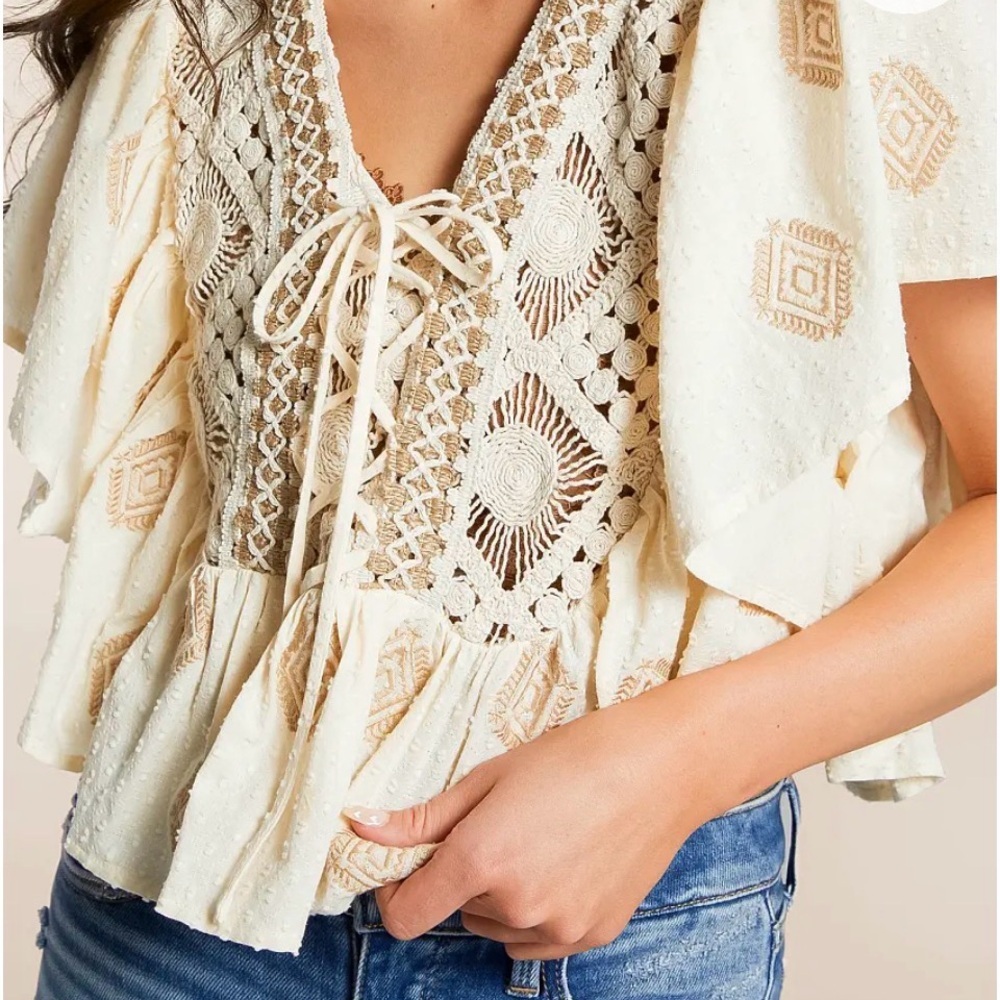 Miss Me Buckle Elegant Cream Lace-Up Bohemian Blouse Xsmall - Picture 3 of 7